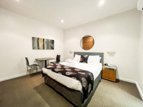 Studio410 /247 gouger st Ex hotel Rm at City